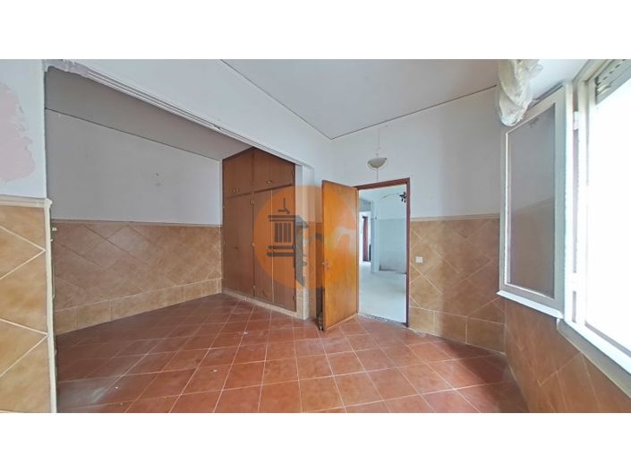 Image No.17-2 Bed House for sale