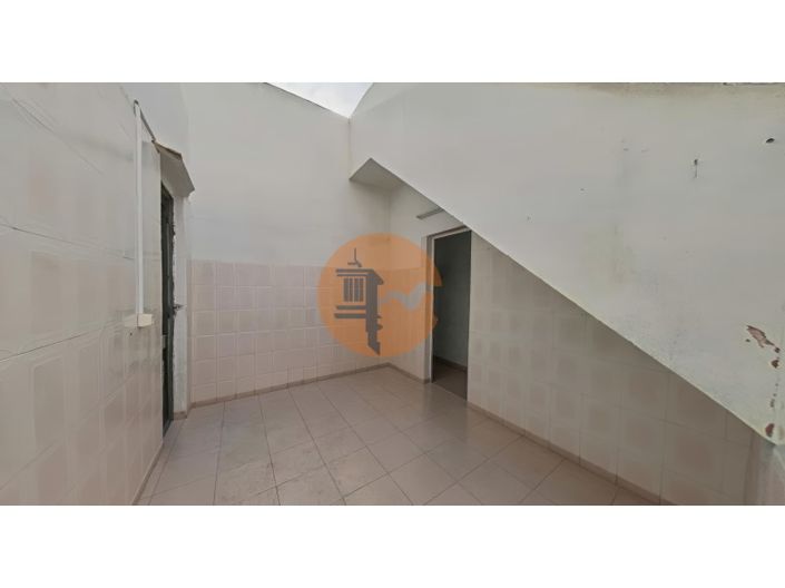 Image No.20-2 Bed House for sale