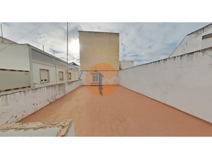 Image No.22-2 Bed House for sale