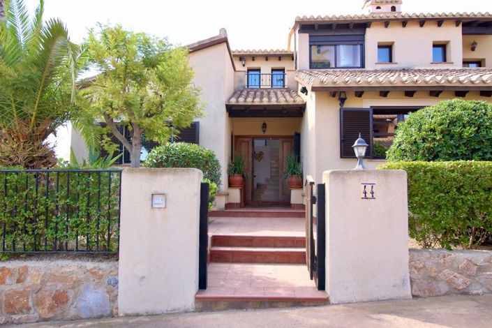 Image No.1-3 Bed House for sale
