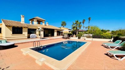 1 - Hacienda del Alamo, House