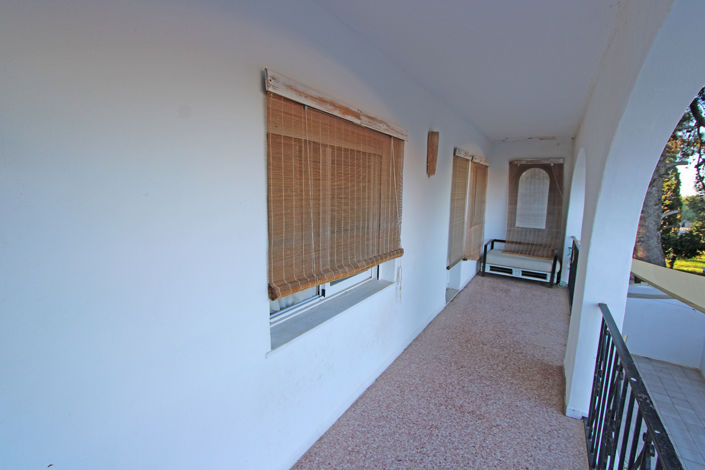 Image No.12-2 Bed Villa for sale