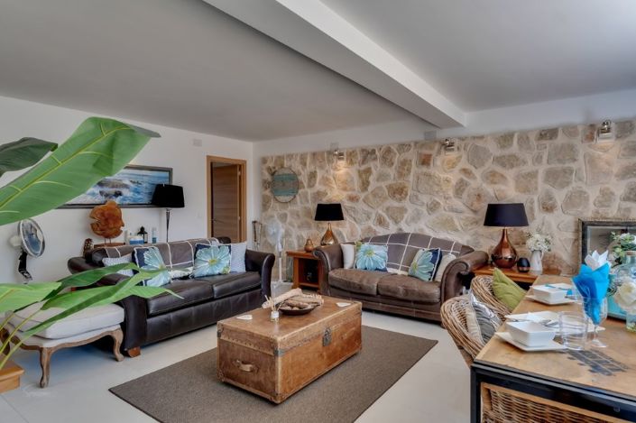 Image No.14-5 Bed Villa for sale