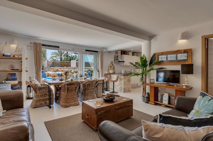 Image No.22-5 Bed Villa for sale