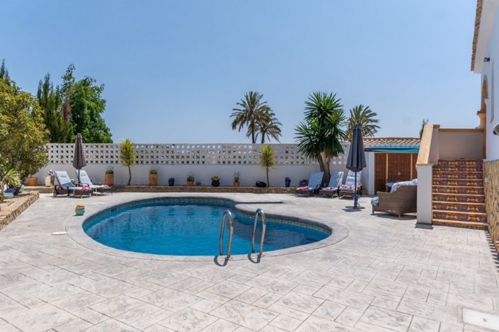 Image No.3-5 Bed Villa for sale