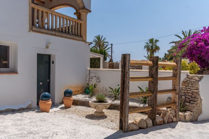 Image No.4-5 Bed Villa for sale