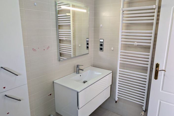 Image No.14-3 Bed Villa for sale