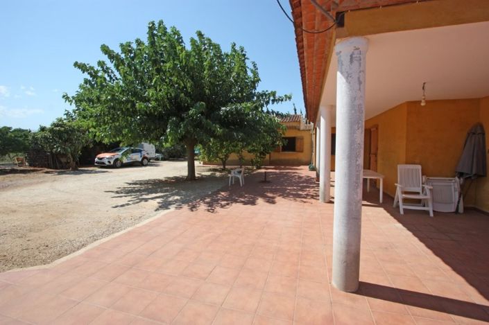 Image No.23-6 Bed Property for sale