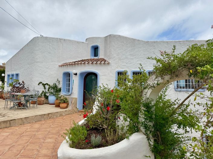 Image No.4-5 Bed Villa for sale