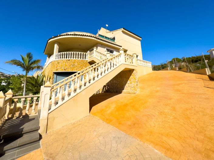 Image No.21-3 Bed Villa for sale