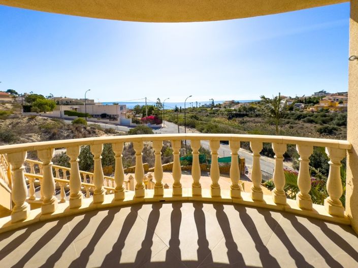 Image No.22-3 Bed Villa for sale