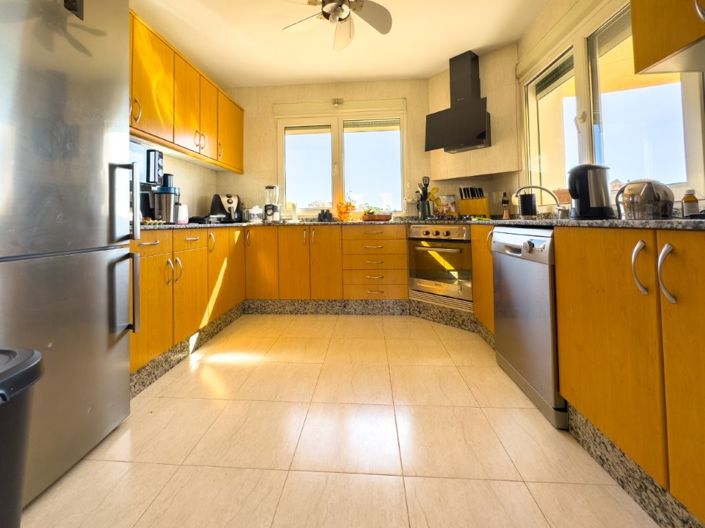 Image No.3-3 Bed Villa for sale