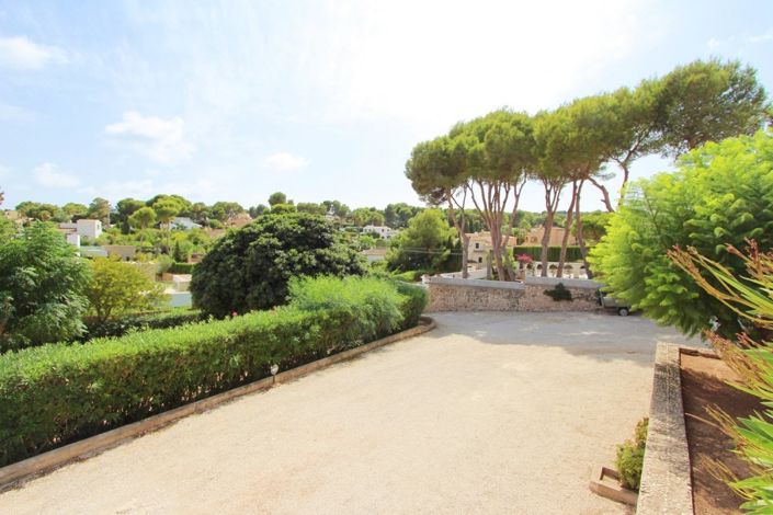 Image No.5-7 Bed Villa for sale