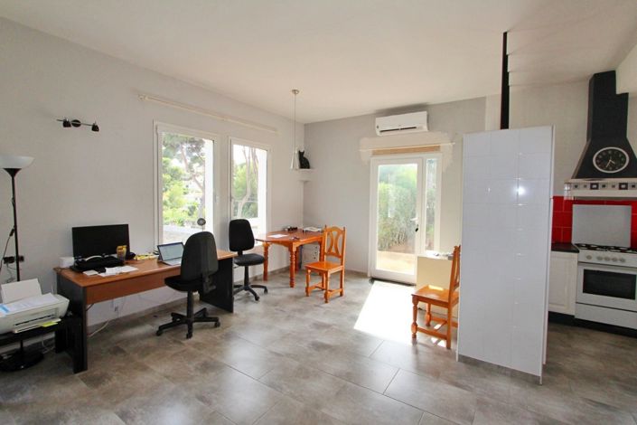 Image No.6-7 Bed Villa for sale