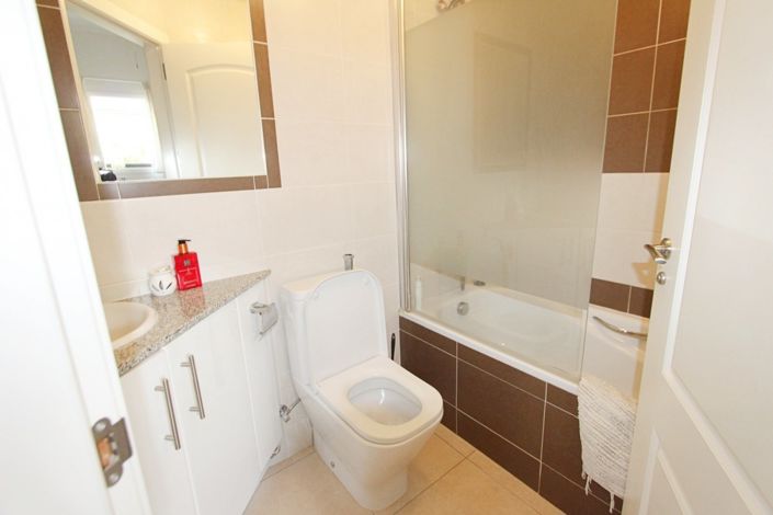 Image No.9-7 Bed Villa for sale