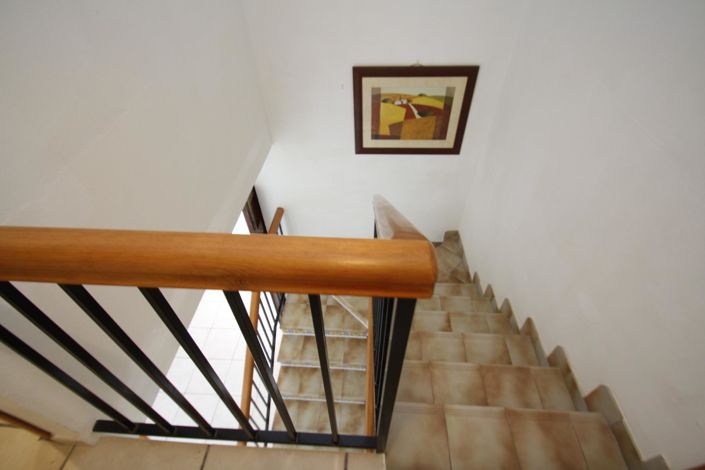 Image No.18-3 Bed Property for sale