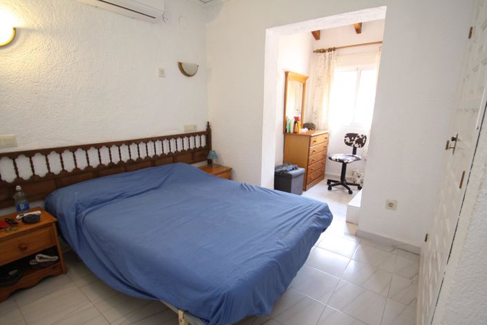 Image No.16-5 Bed Villa for sale