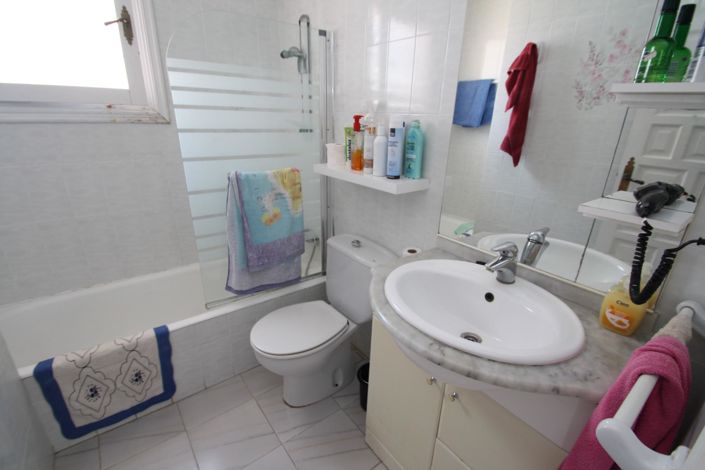 Image No.17-5 Bed Villa for sale