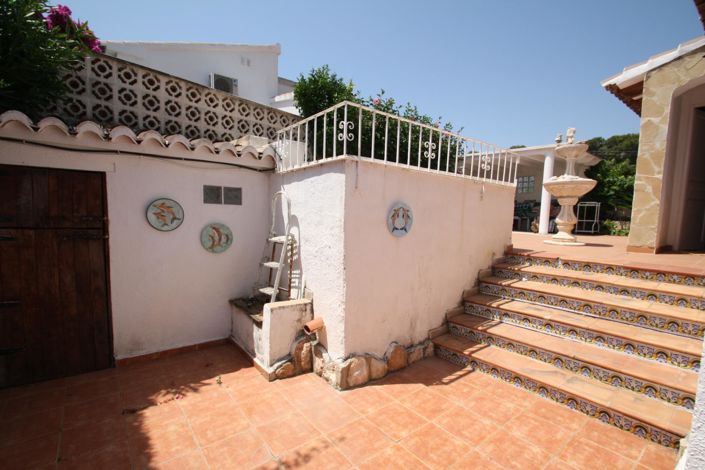 Image No.8-5 Bed Villa for sale