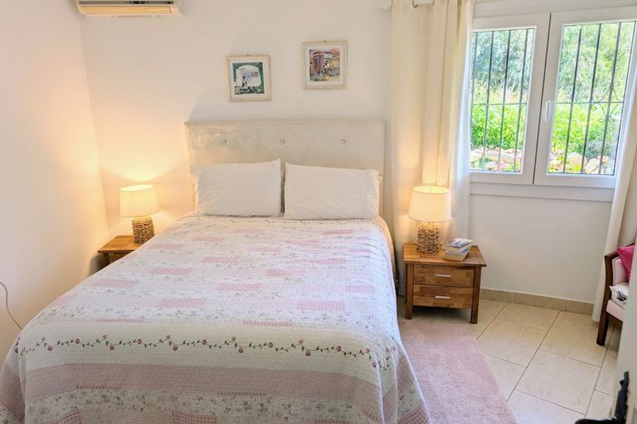 Image No.12-2 Bed Villa for sale