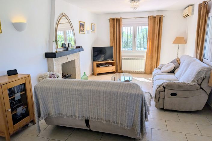 Image No.24-2 Bed Villa for sale