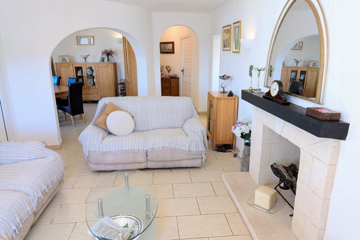 Image No.26-2 Bed Villa for sale