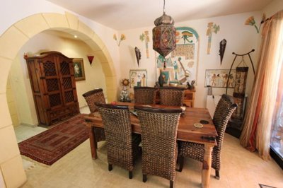 7561b65bd50170667e55a04f9fc80bf2