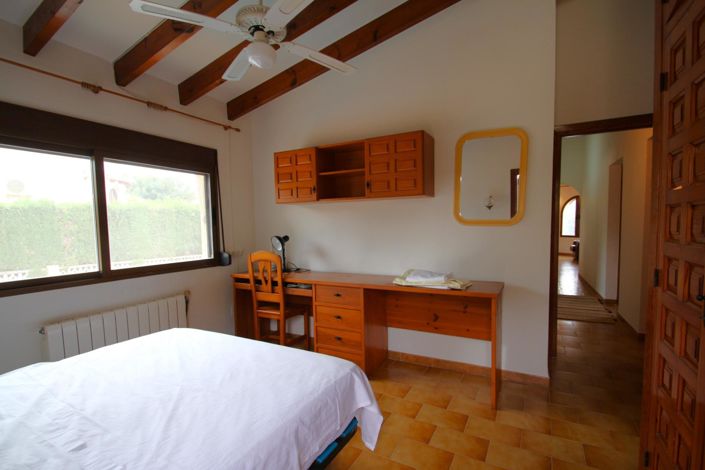 Image No.9-4 Bed Villa for sale