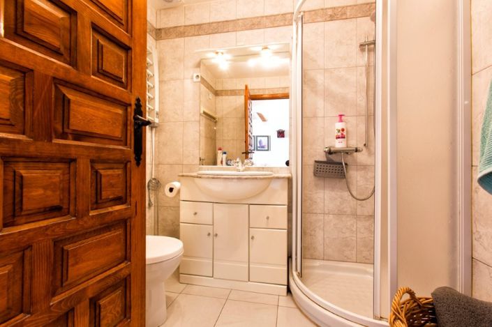 Image No.16-2 Bed Bungalow for sale