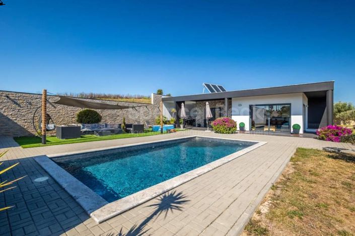 Image No.19-3 Bed House for sale