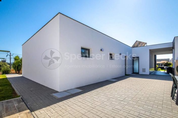 Image No.24-3 Bed House for sale