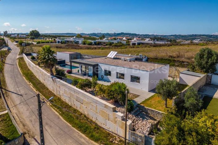 Image No.33-3 Bed House for sale