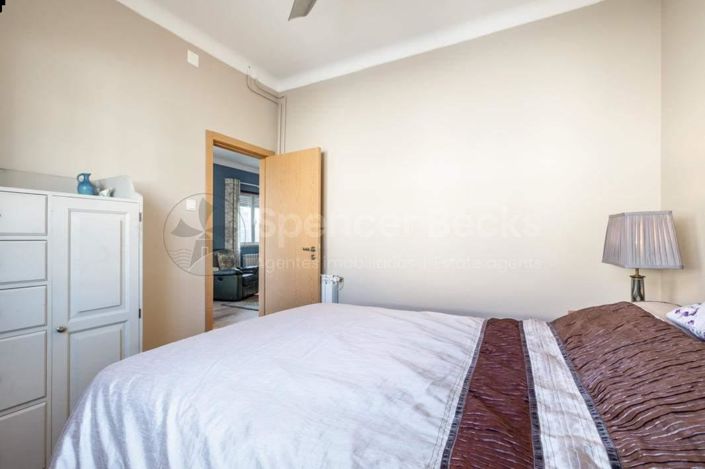 Image No.18-4 Bed House for sale