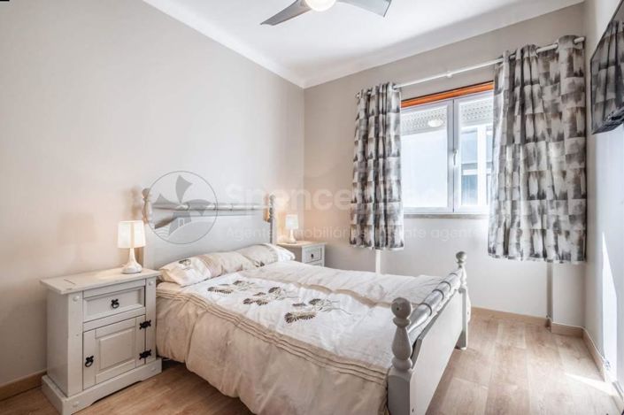 Image No.19-4 Bed House for sale