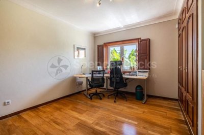 e7288366-79e9-3040-e56d-8ed9babe057d