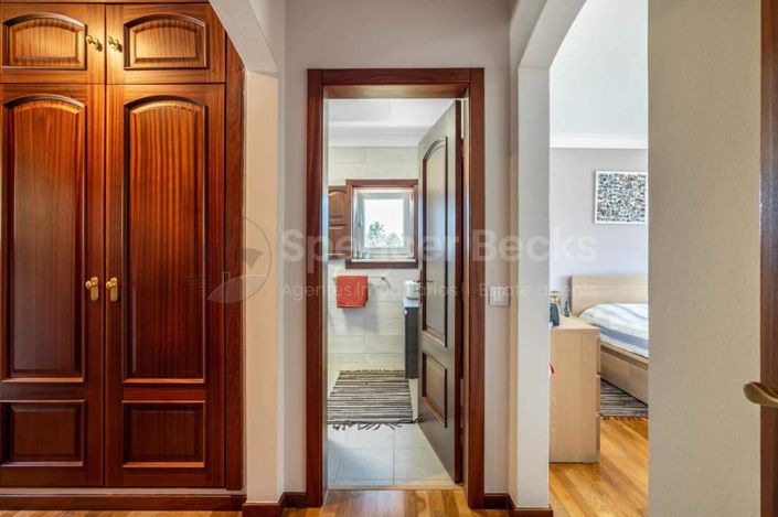 Image No.11-4 Bed House for sale