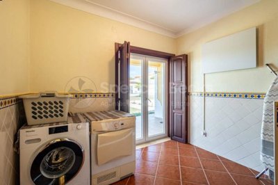 9e6a4129-b0f3-8522-c2cd-e86cee5d0d56