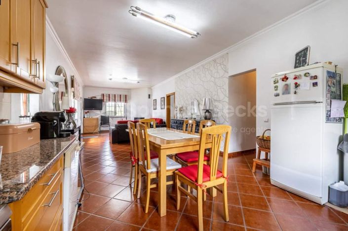 Image No.6-3 Bed House for sale