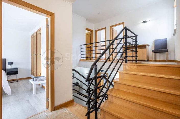 Image No.11-6 Bed House for sale