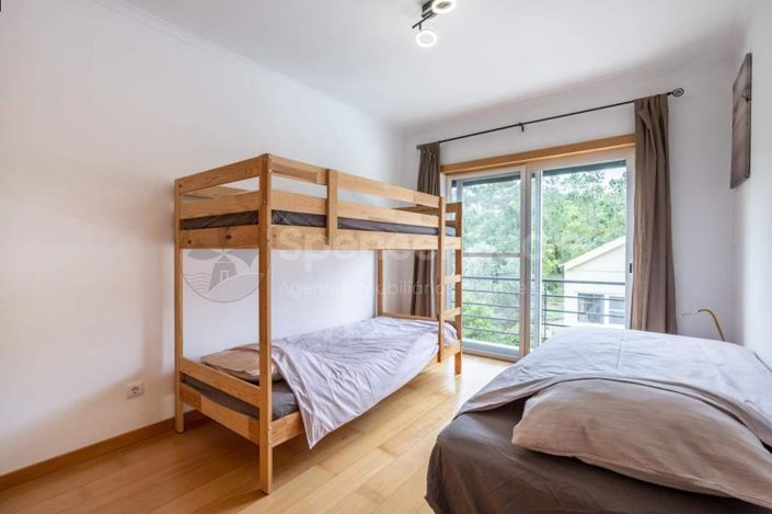 Image No.20-6 Bed House for sale