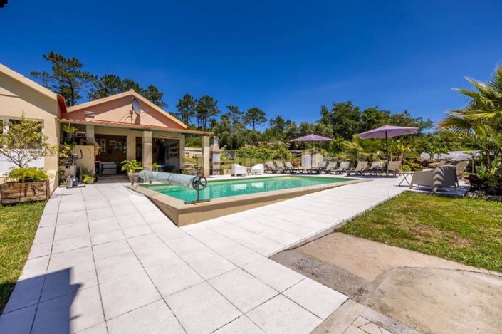 Image No.24-6 Bed House for sale