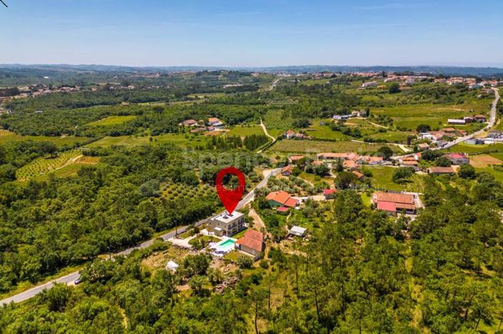 Image No.62-6 Bed House for sale