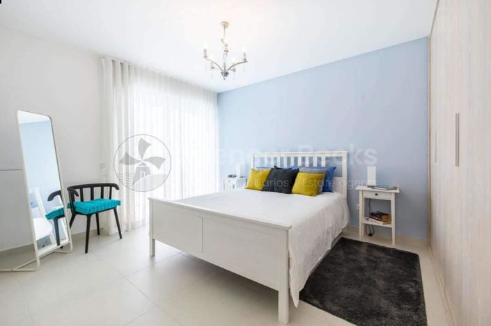 Image No.11-3 Bed House for sale