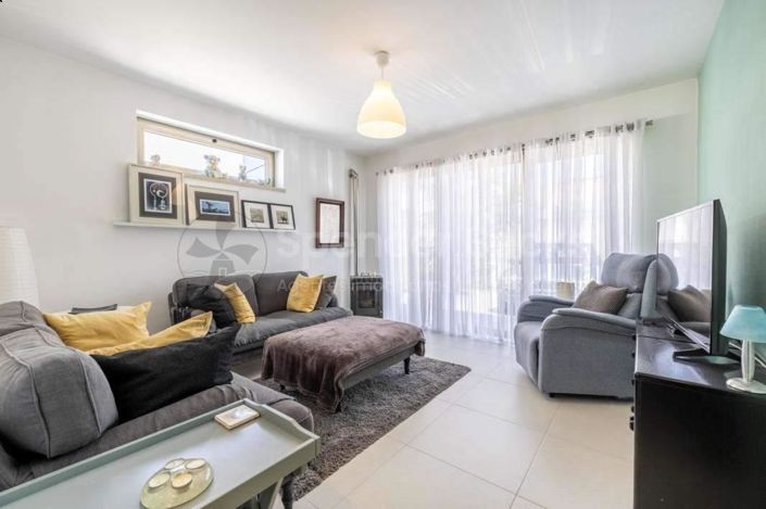 Image No.14-3 Bed House for sale