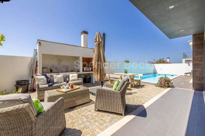 Image No.32-3 Bed House for sale