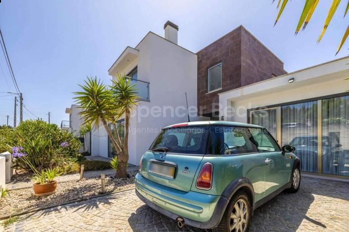 Image No.36-3 Bed House for sale