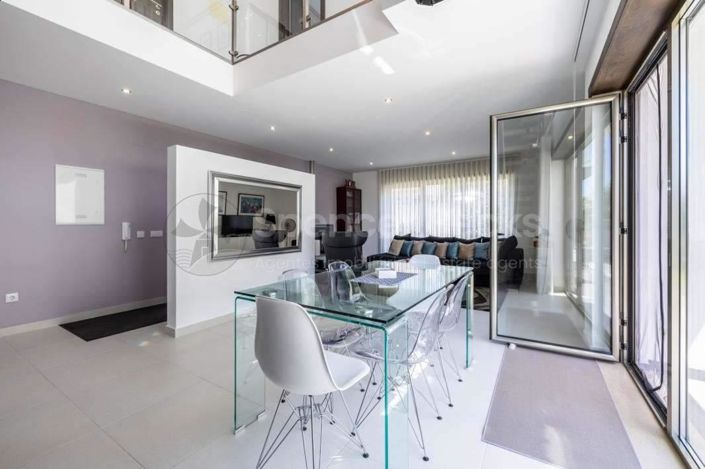 Image No.4-3 Bed House for sale