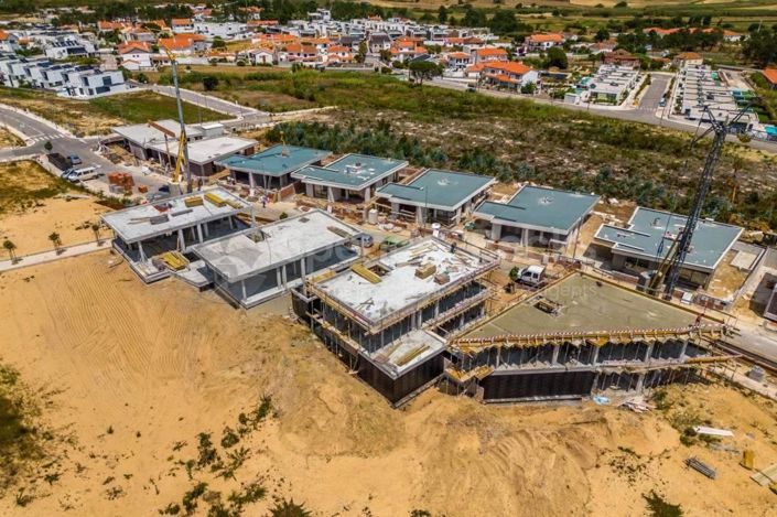 Image No.12-3 Bed House for sale