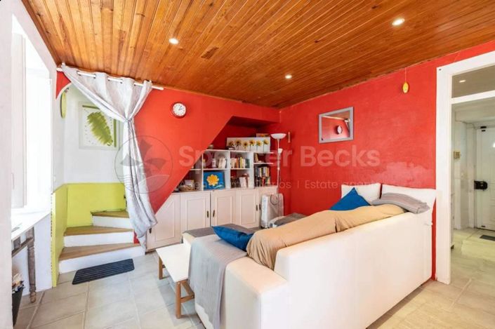 Image No.9-3 Bed House for sale