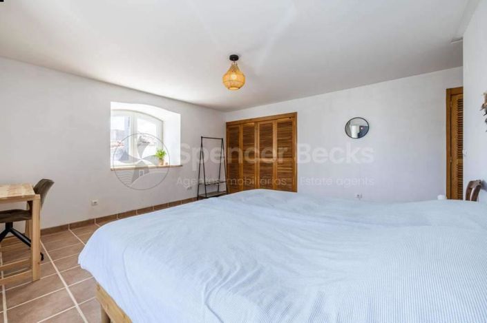 Image No.23-4 Bed House for sale